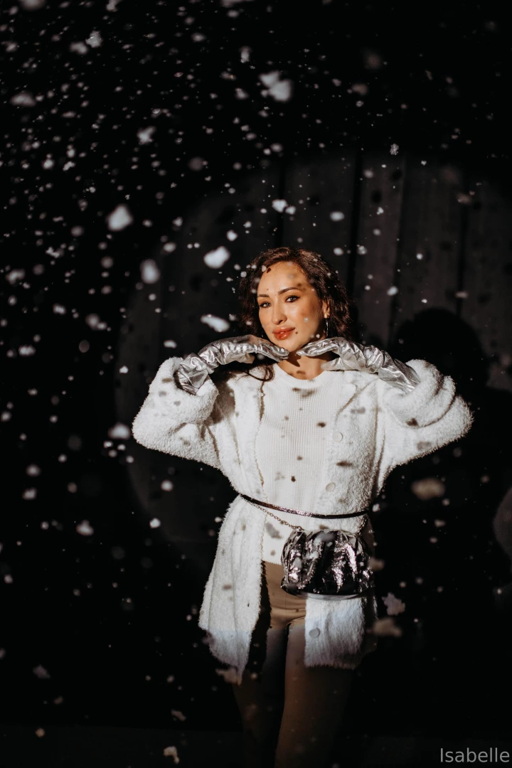 Cold air hot thoughts i know they re about you 