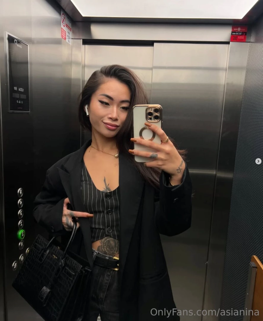 Zasekl mezi patry nebo jen ve tv ch my lenk ch kdo v 