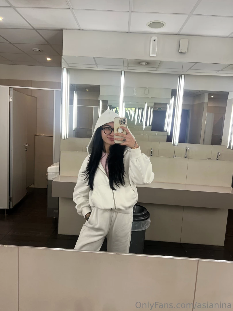 Kdy tady budu m t 400 lajk tak budu rozd vat d re ek 