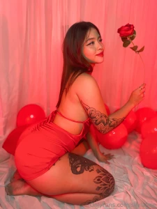 I love slow days with dirty thoughts that s my type of self-care