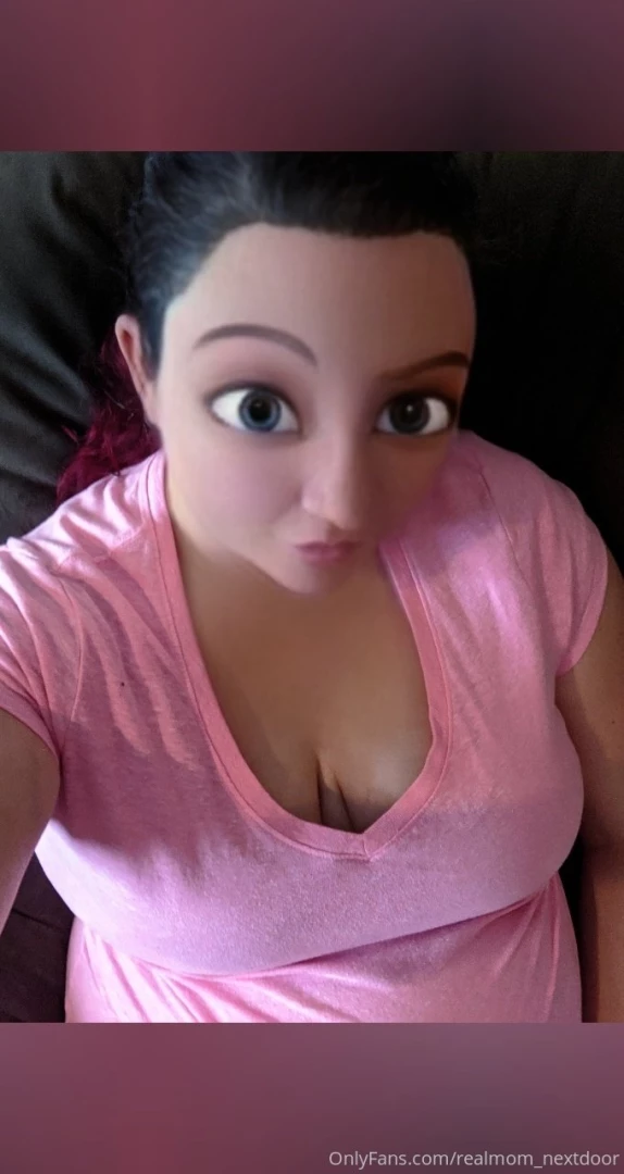 Someone say cleavage saturday 