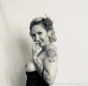 Hi nerdy mom here i m super nice funny as fuck and i get filthy nasty part 2