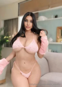 This pussy lorraine_kisss sweet like candy nbsp she knead her wet part 100