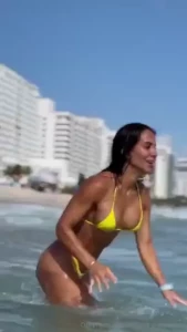 Buenos d as part 330