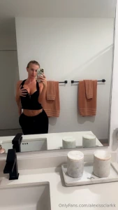 Did you know i do custom videos ask me in the messages part 2