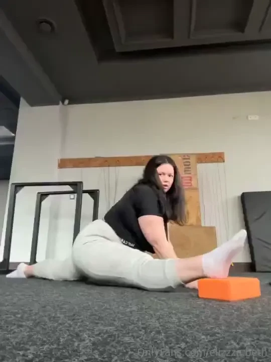 Give this video a like if you like my stretching 