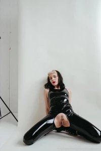 Merry christmas darlings happy friday to my subs who don t celebrate