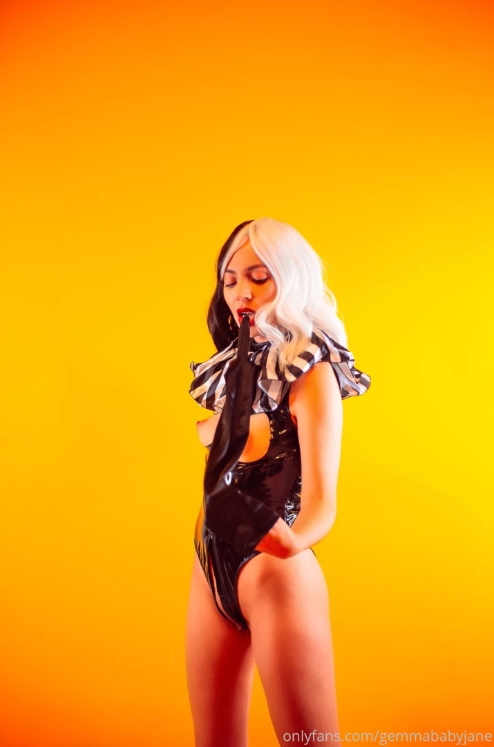 Happy halloween here s my attempt at a sexy clown harlequin more 