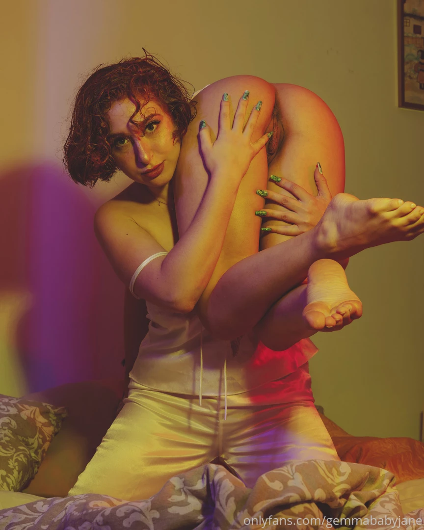 Swipe to remove plant-gal s hand part 1 