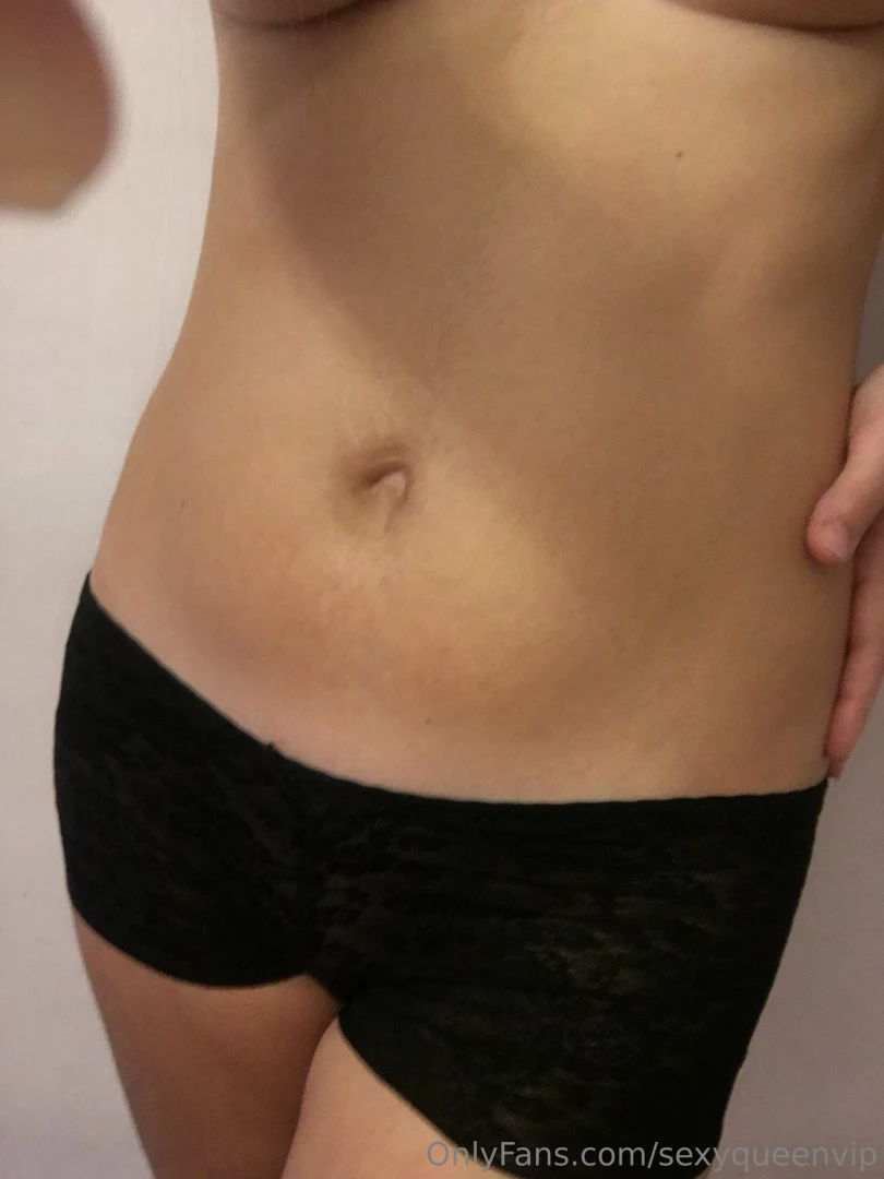 My belly loves touch and kisses 