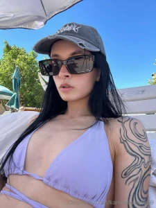 I m chilling alone by pool and maybe u wanna help me with sunscreen