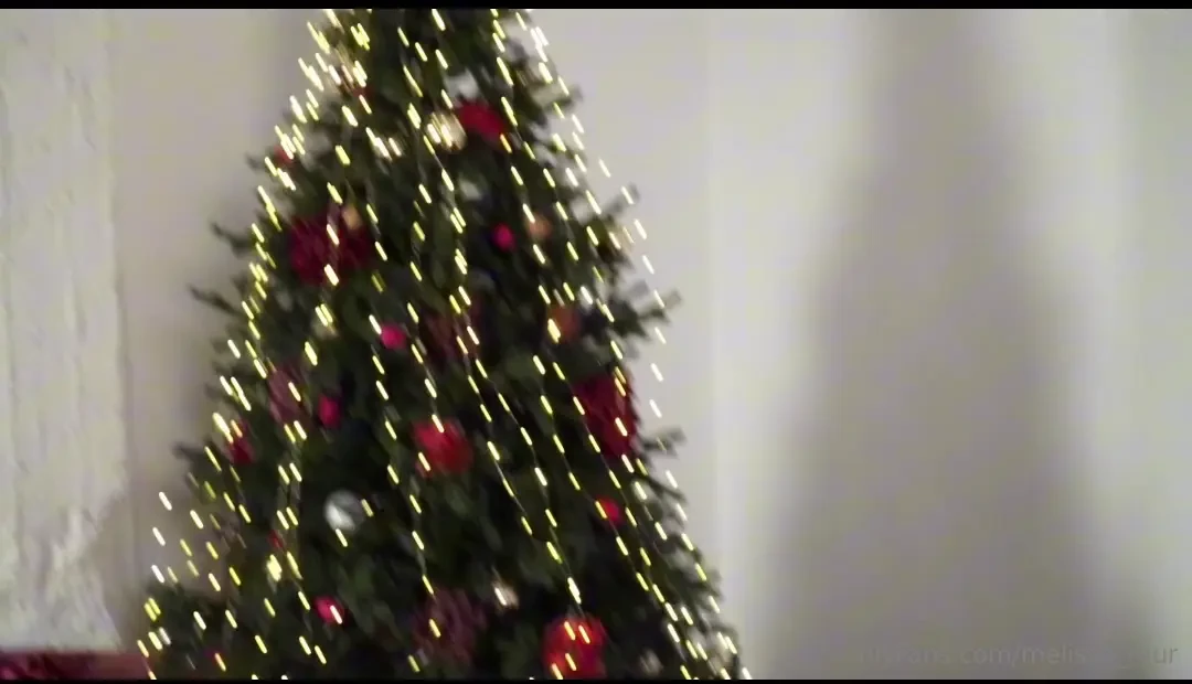 I want to share a cute christmas video with you to share this lovely 