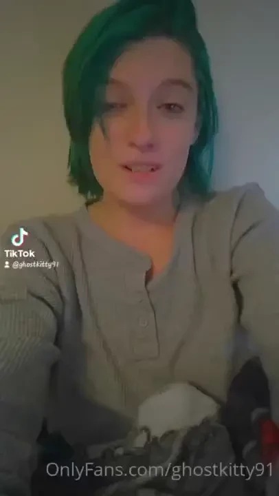 You should follow me on tiktok too 