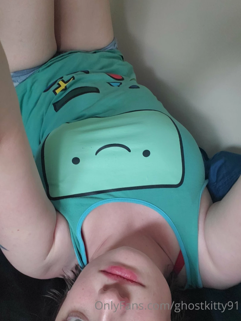 I bet you wanna know what s under bmos face 