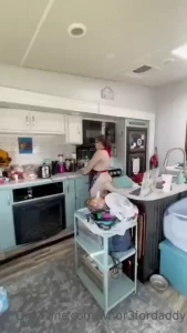 Hidden camera in my parent s rv 11 08 2022 1135-1154 cleaning with