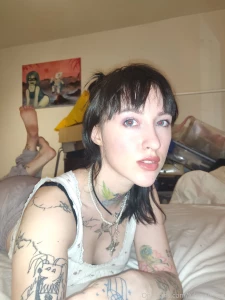 Cute edited pic vs candid flash pic hehe think i m gunna dye my hair