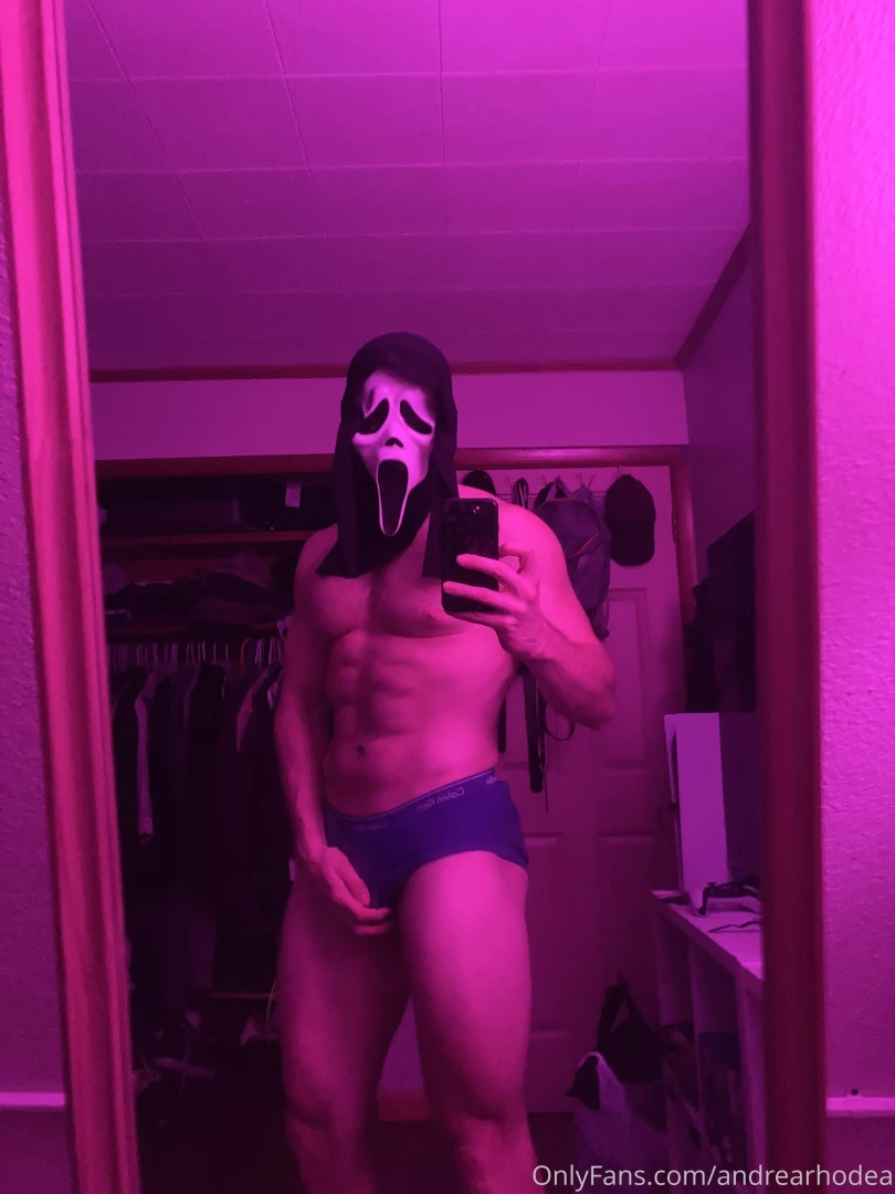 What s your favorite scary movie part 20 