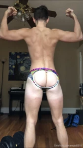 Love the funky colors on this jock