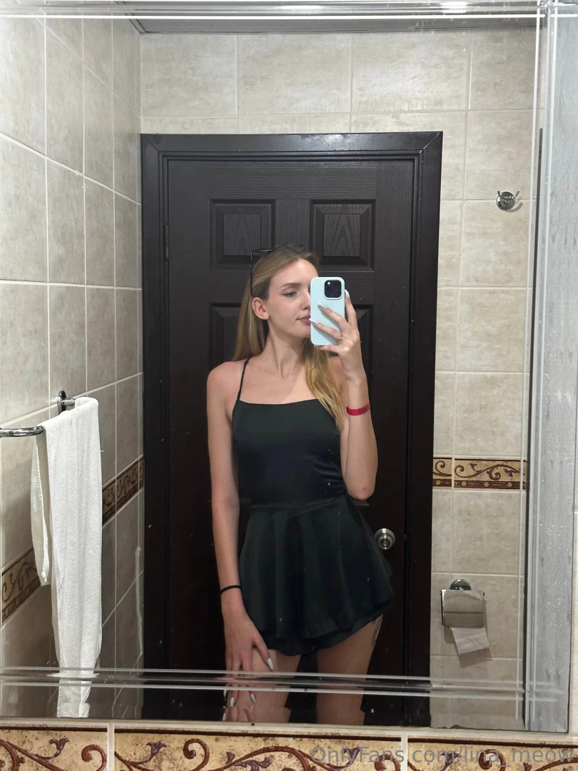 Selfie in the mirror do you like it 