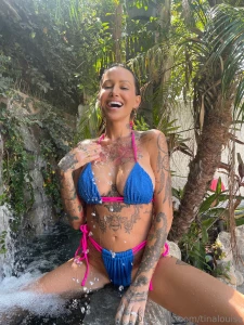 Who s celebrating wet wednesday with me