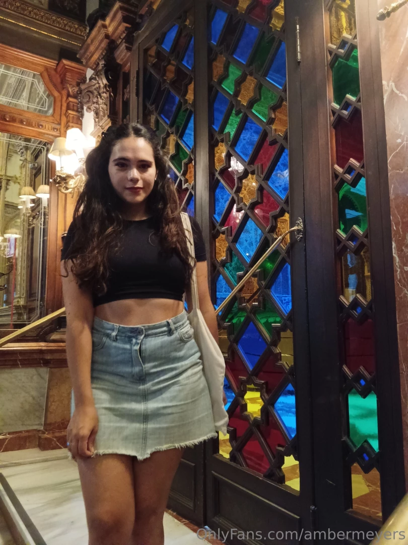 Tourist mode on wich country must i visit 