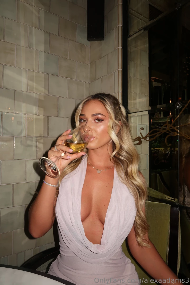 Looking for some fun come join me then 