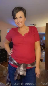 I went to a bar for some drinks last night and i was feeling naughty