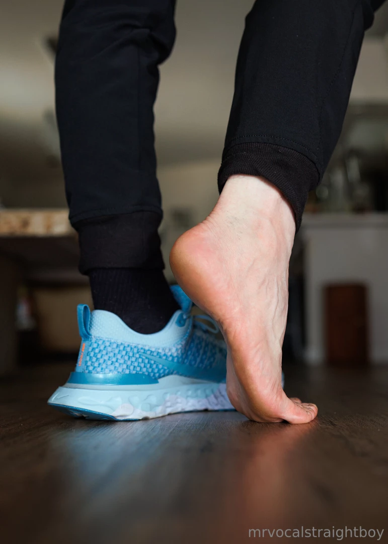 Teasing you swipe to reveal these straight boy soles part 1 