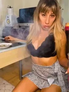 Who thinks they could out smoke me