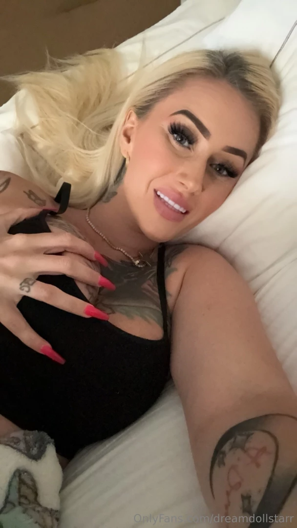 If you tip me 5 i ll send you a pic without the top 