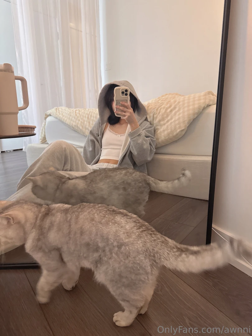 Miumiu says hi say hi back 