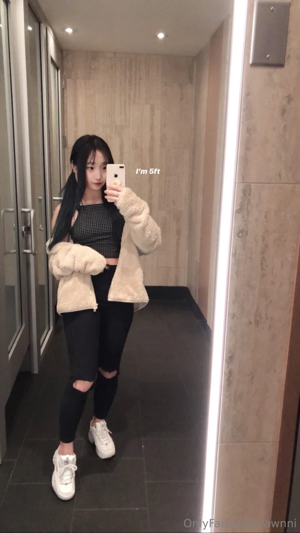 Are you following my vip page awnnivip yet you don t wanna miss out on 