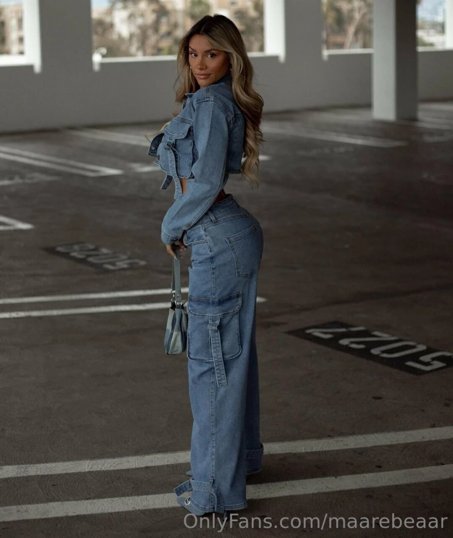 My honeybee come and get this pollen 