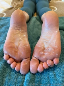 This is what happens when he gives me a super long oily foot massage part 2