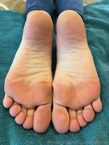 Who loves some slightly dirty soles can you add some natural part 2