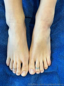 Omg he absolutely drenched my natural toes i think they might be his part 6