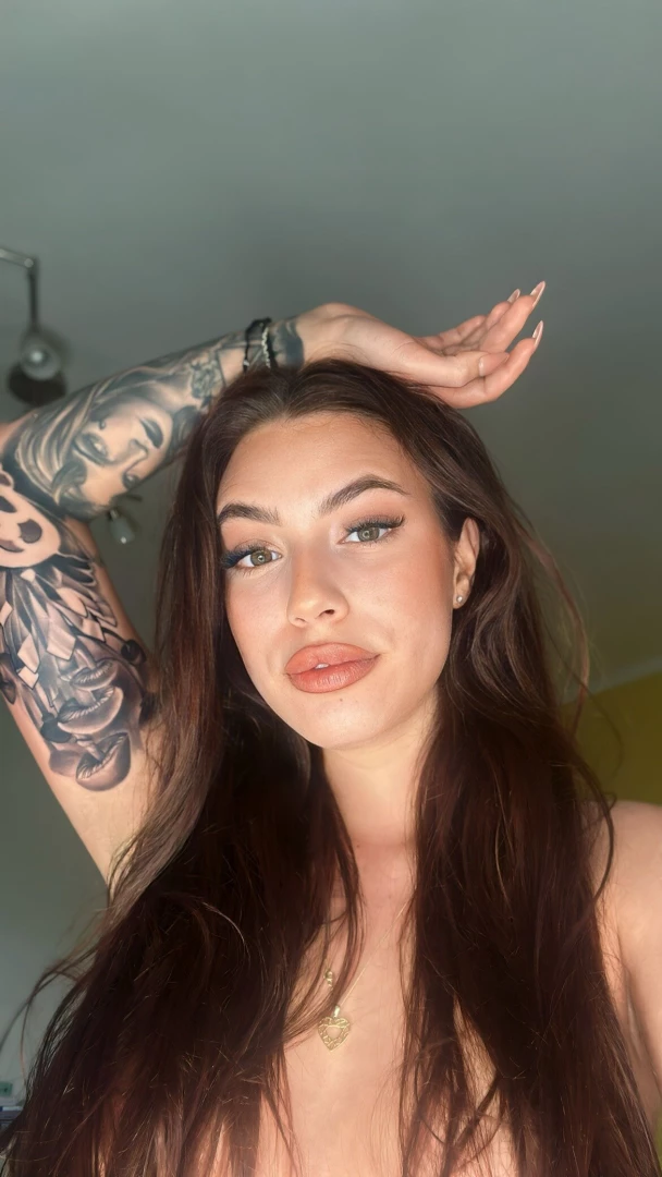 Do you think i look good with my make up 
