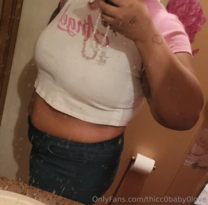 Another request video i try and drink a whole gallon of tea in a crop part 1