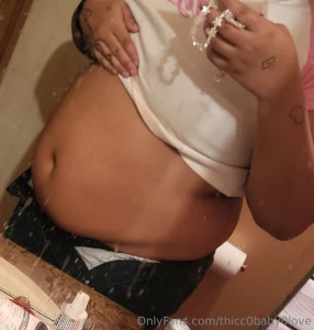 Another request video i try and drink a whole gallon of tea in a crop part 11