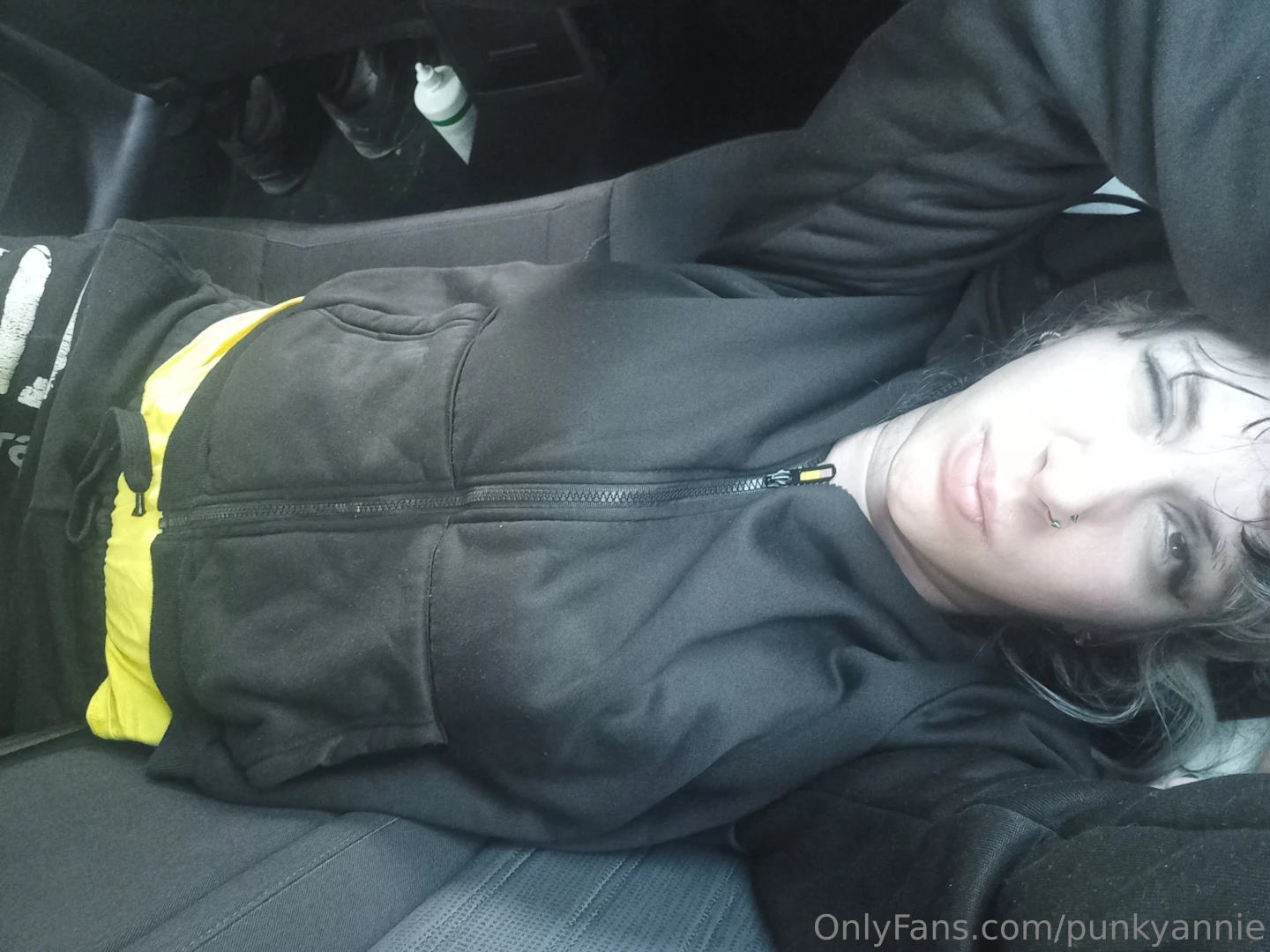 Morning i need a monster or coffie 