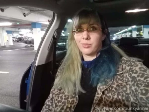 2 beauties lt 3 lt 3 lt 3 part 1