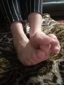 Little big feeties wanna get touched and do something p part 2