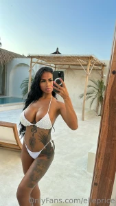 Felt cute may not delete part 1