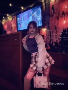 Ya check out the g g content in dm