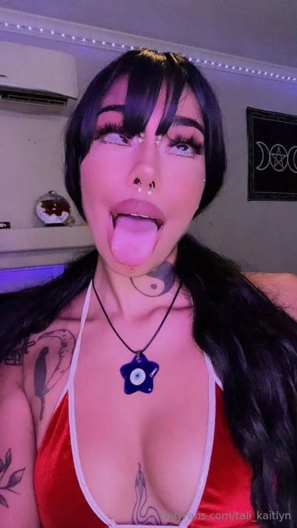 She live verfies she does video calls customs sexting literally 