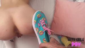 New scene with cherrykillz the anal slut watch her take a huge cock