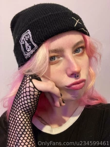 Got gifted some pretty lil things for my birthday eee thank you now part 4