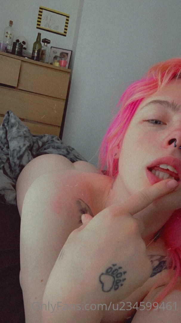 Guess who s back i encourage people to read my bio to see what i d part 4 