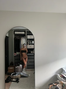 In the mirror s reflection passion ignites between us part 1