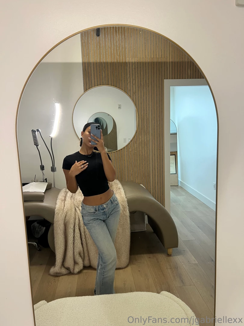 Mirror mirror on the wall where s my partner in crime send me dm 